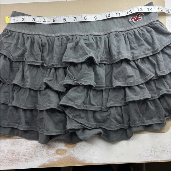 Hollister Charcoal Ruffled Mini Skirt - Picture 5 of 6